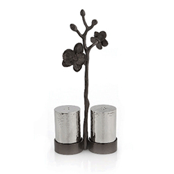 Salt & Pepper Shakers Salt & Pepper Shakers